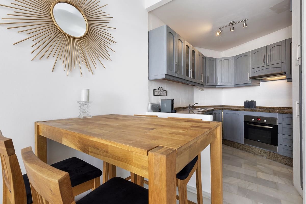 1 soveværelse Penthouse til salg i Benalmadena med swimmingpool garage - € 295.000 (Ref: 9383090)