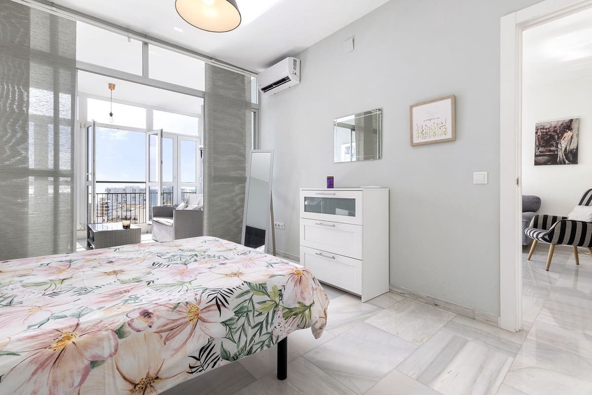 1 soveværelse Penthouse til salg i Benalmadena med swimmingpool garage - € 295.000 (Ref: 9383090)