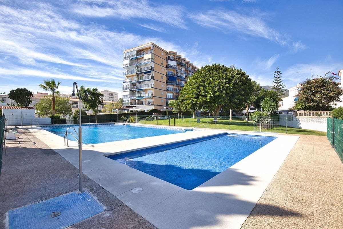 1 soveværelse Penthouse til salg i Benalmadena med swimmingpool garage - € 295.000 (Ref: 9383090)