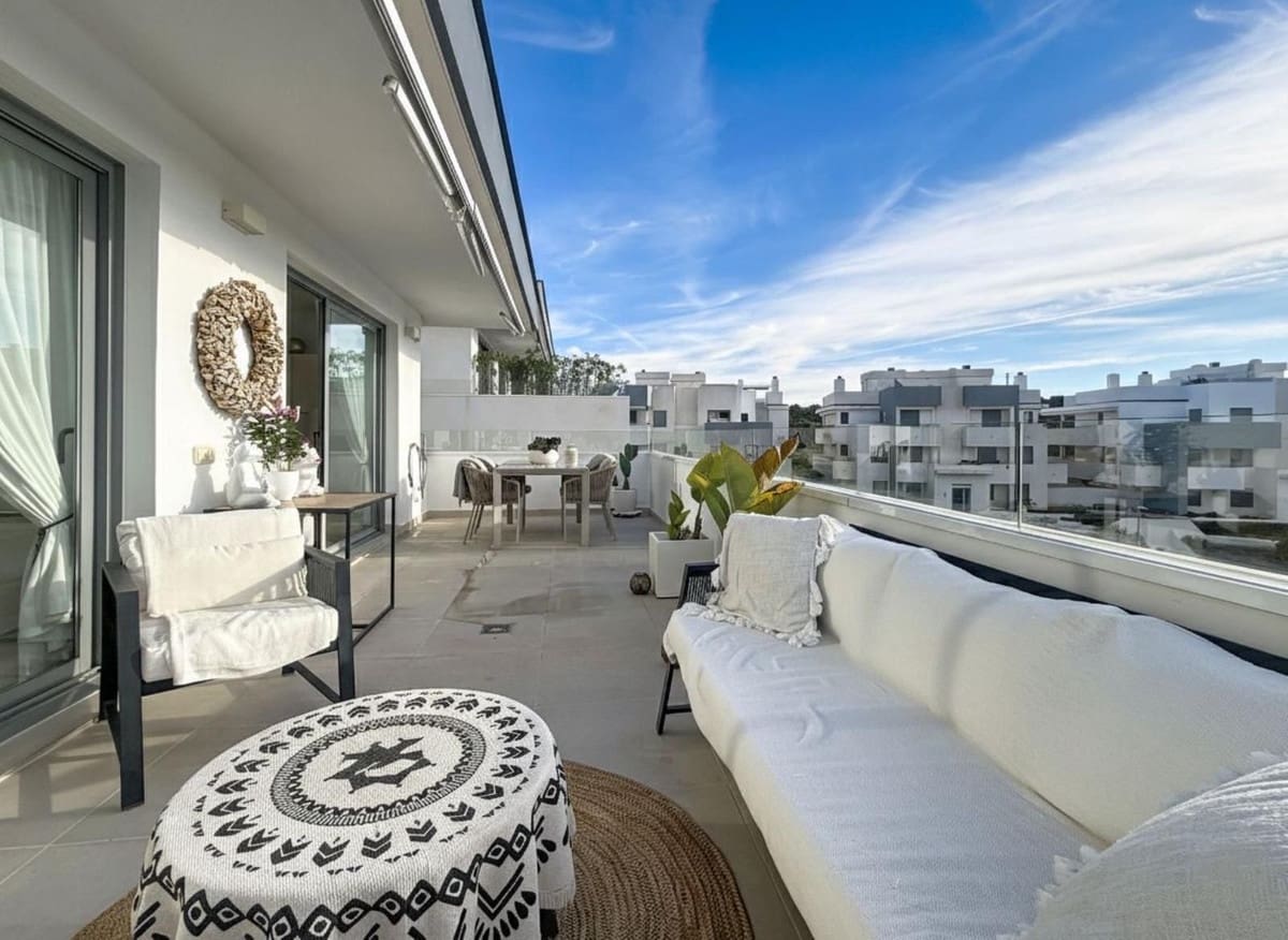 2 soveværelse Lejlighed til salg i Estepona med swimmingpool garage - € 515.000 (Ref: 9386134)