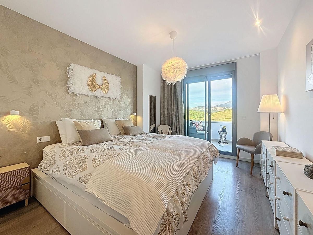 2 soveværelse Lejlighed til salg i Estepona med swimmingpool garage - € 515.000 (Ref: 9386134)