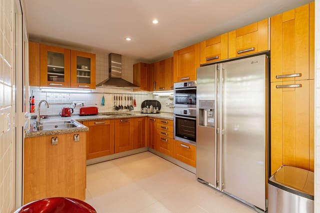 3 bedroom Apartment for sale in Los Arqueros, Benahavís with pool garage - € 995,000 (Ref: 9391068)