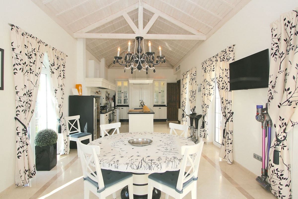 Chalet de 5 habitaciones en Mijas en venta con piscina garaje - 1.850.000 € (Ref: 9391069)