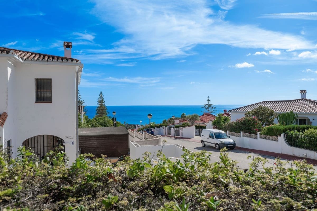 2 chambre Appartement à vendre à La Duquesa / Puerto de la Duquesa avec piscine garage - 260 000 € (Ref: 9400015)