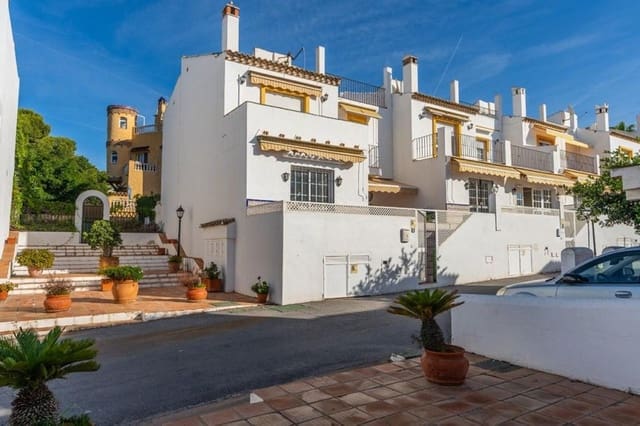 3 slaapkamer Halfvrijstaande villa te koop in Costabella, Marbella met zwembad garage - € 710.000 (Ref: 9400017)