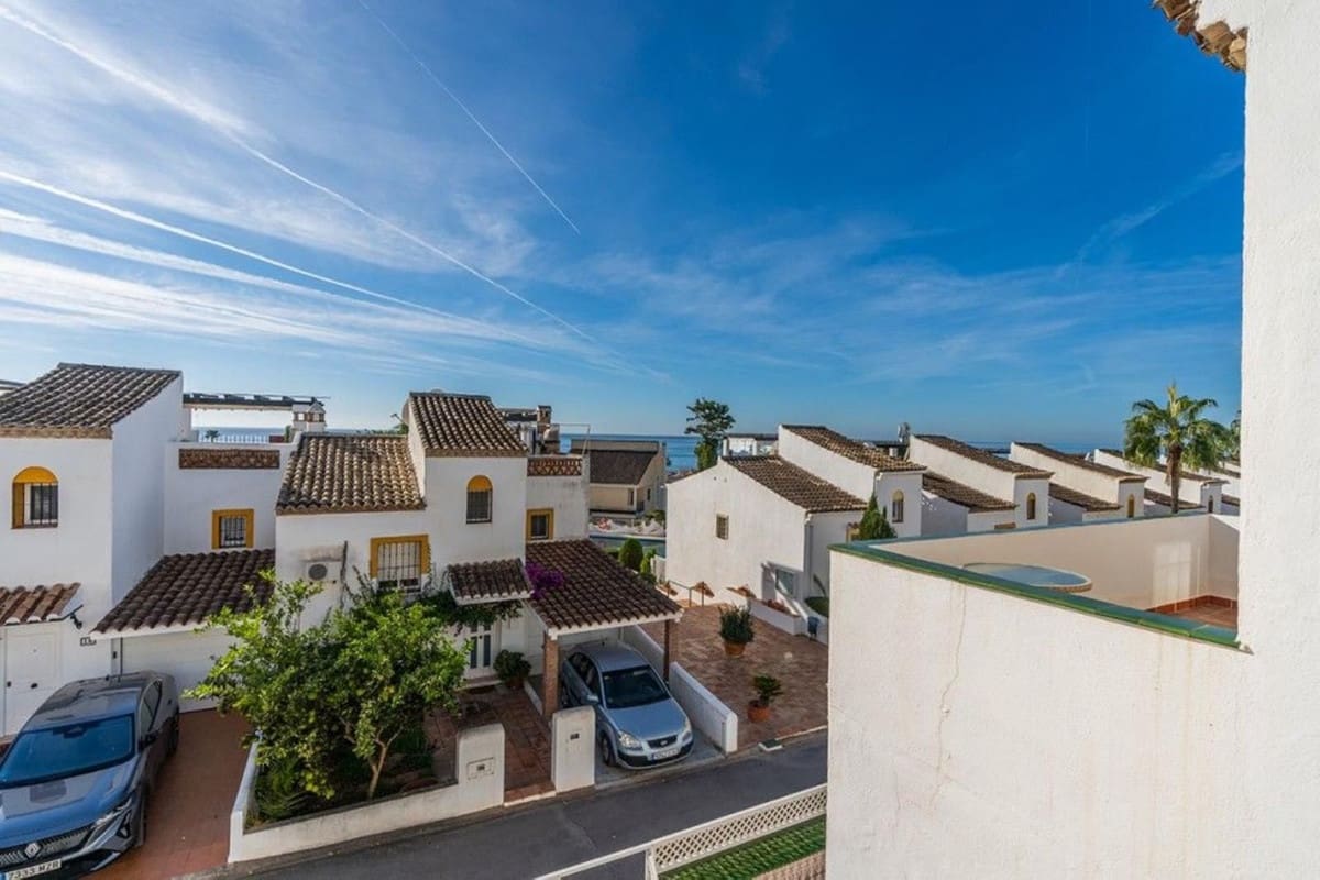 3 bedroom Semi-detached Villa for sale in Costabella with pool garage - € 710,000 (Ref: 9400017)