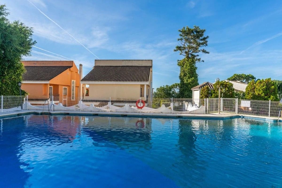 3 bedroom Semi-detached Villa for sale in Costabella with pool garage - € 710,000 (Ref: 9400017)