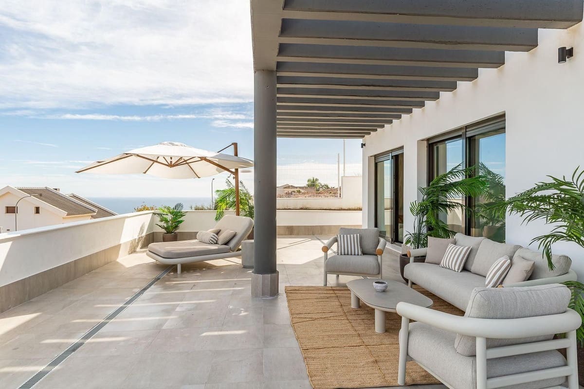 4 chambre Villa/Maison à vendre à Benalmadena avec piscine garage - 1 695 000 € (Ref: 9400093)