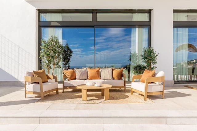 4 sovrum Villa till salu i Benalmádena med pool garage - 1 695 000 € (Ref: 9400093)