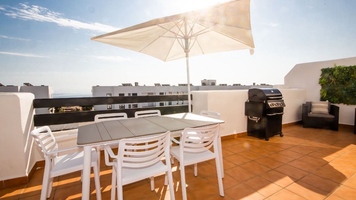 2 slaapkamer Appartement te koop in Bahia de Casares met zwembad garage - € 349.000 (Ref: 9403146)