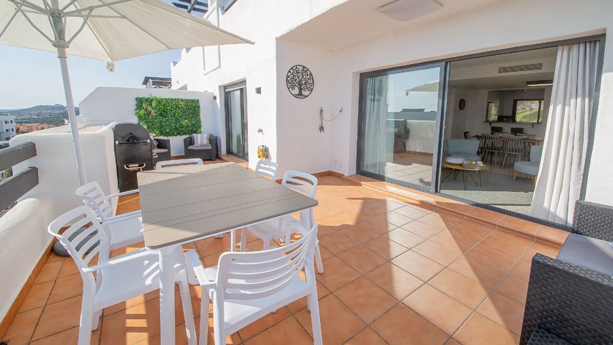 2 slaapkamer Appartement te koop in Bahia de Casares met zwembad garage - € 349.000 (Ref: 9403146)