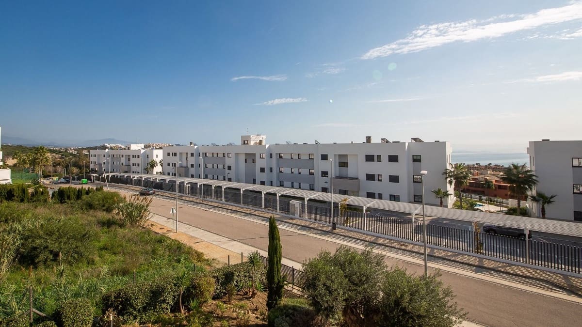 2 slaapkamer Appartement te koop in Bahia de Casares met zwembad garage - € 349.000 (Ref: 9403146)