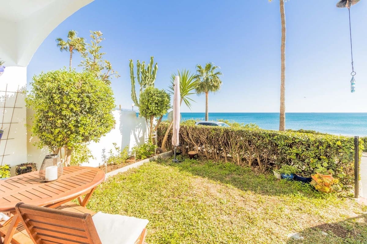 2 slaapkamer Huis te koop in La Duquesa / Puerto de la Duquesa met zwembad - € 545.000 (Ref: 9406982)