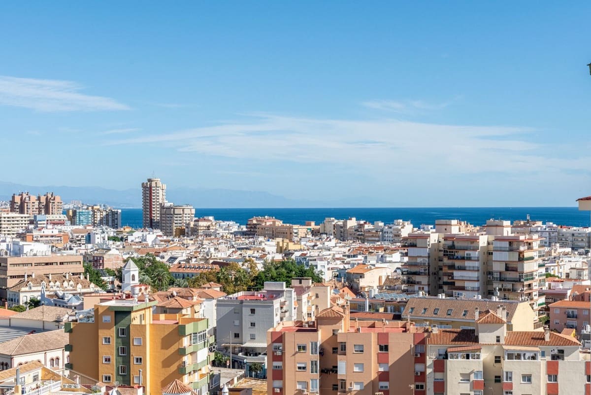 3 soveværelse Lejlighed til salg i Fuengirola med swimmingpool garage - € 398.000 (Ref: 9406983)