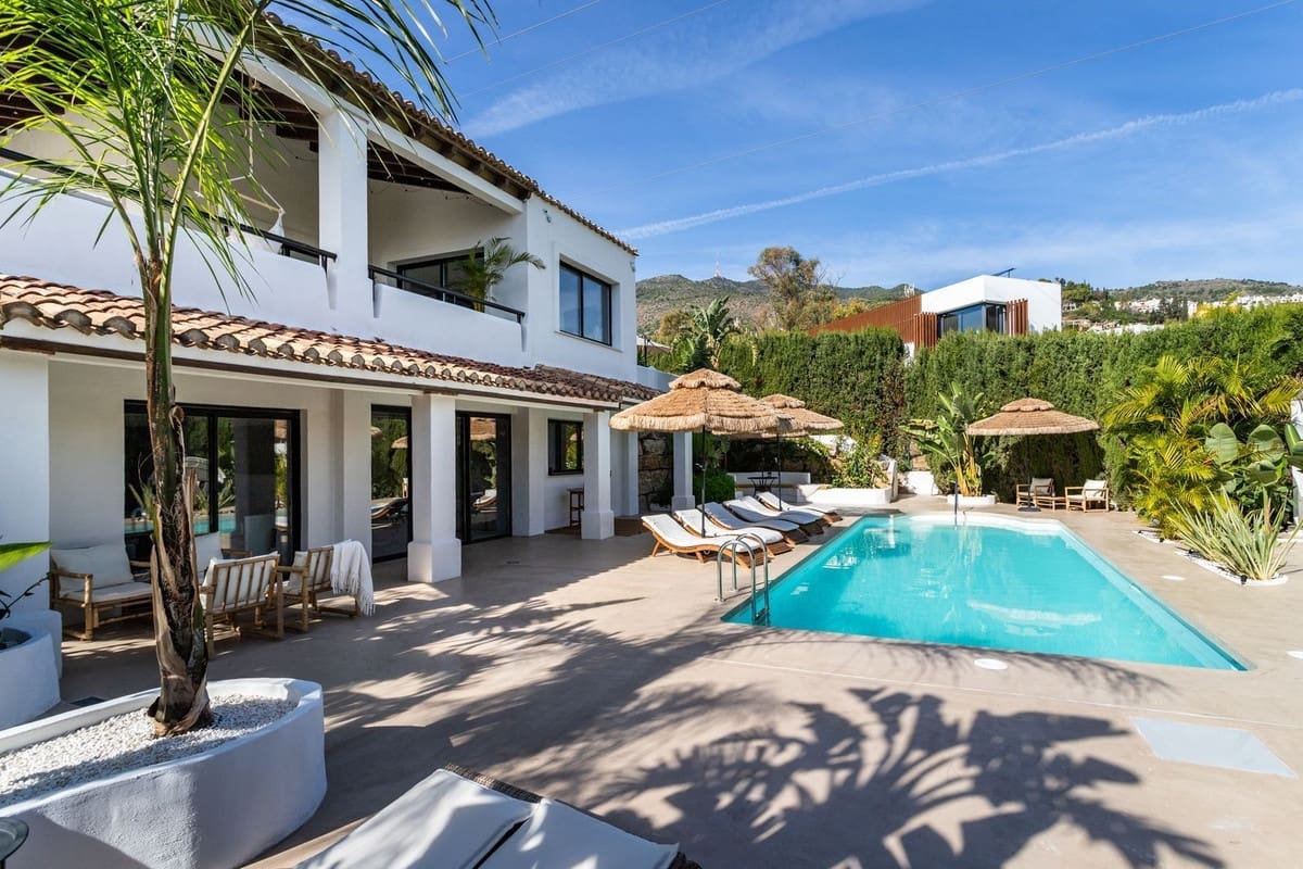 4 sovrum Villa till salu i Benalmadena med pool garage - 2 495 000 € (Ref: 9410287)