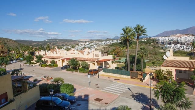 2 sypialnia Apartament na sprzedaż w La Duquesa / Puerto de la Duquesa, Manilva z basenem garażem - 229 500 € (Ref: 9417877)