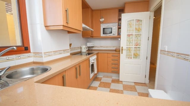 2 sypialnia Apartament na sprzedaż w La Duquesa / Puerto de la Duquesa, Manilva z basenem garażem - 229 500 € (Ref: 9417877)