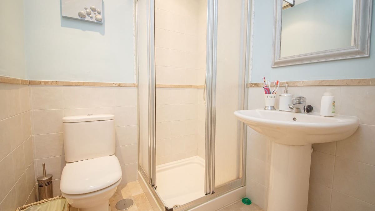 3 sypialnia Apartament na sprzedaż w Estepona z basenem garażem - 335 000 € (Ref: 9417878)