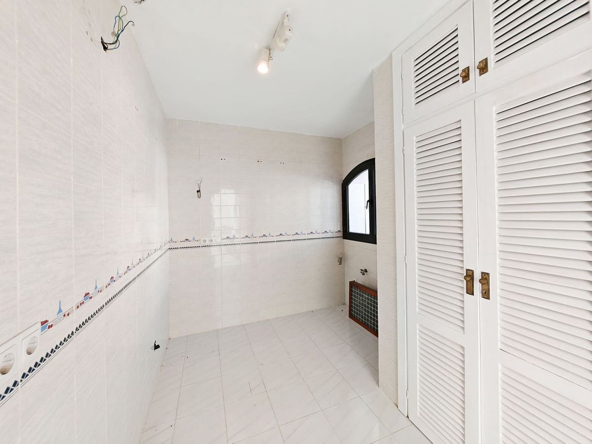 2 sypialnia Dom na sprzedaż w Cabopino z basenem - 750 000 € (Ref: 9429097)