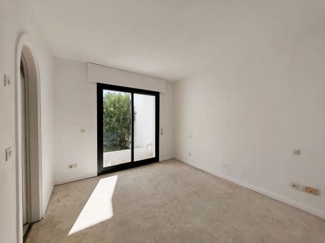 2 quarto Casa em Banda para venda em Cabopino, Marbella com piscina - 750 000 € (Ref: 9429097)