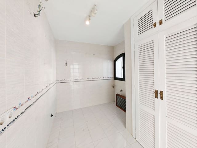 2 soveværelse Byhus til salg i Cabopino, Marbella med swimmingpool - € 750.000 (Ref: 9429097)