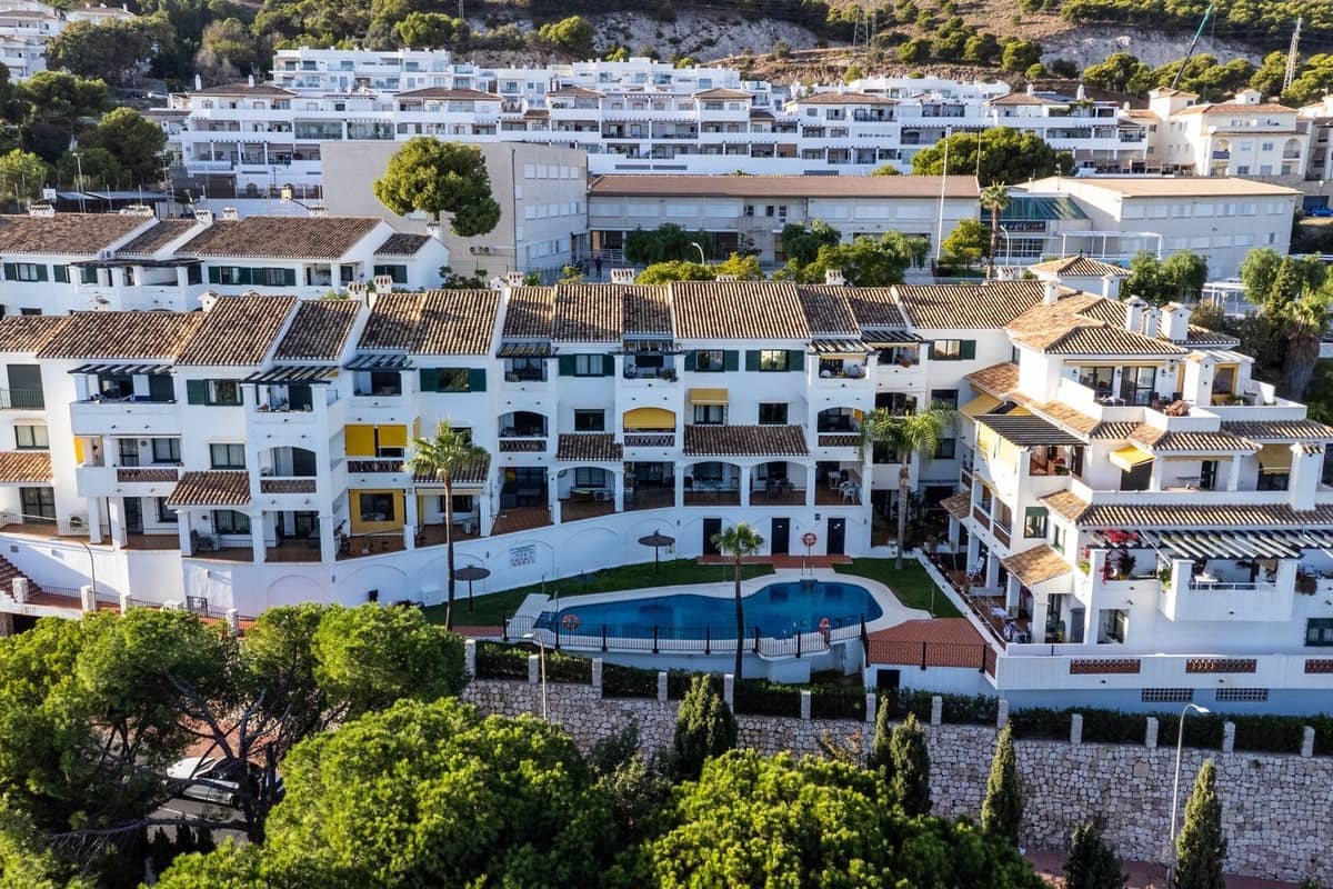 2 makuuhuone Huoneisto myytävänä paikassa Benalmadena mukana uima-altaan 
autotalli - 339 000 € (Ref: 9429098)