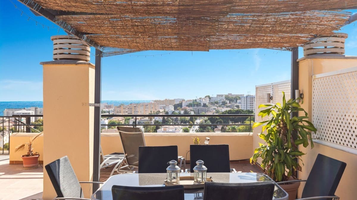 2 slaapkamer Penthouse te koop in Torremolinos met zwembad garage - € 405.000 (Ref: 9432382)