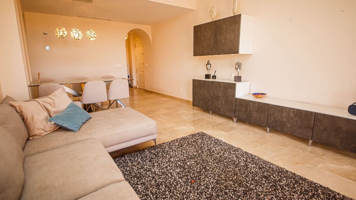 3 quarto Apartamento para venda em La Duquesa / Puerto de la Duquesa com piscina garagem - 320 000 € (Ref: 9435154)