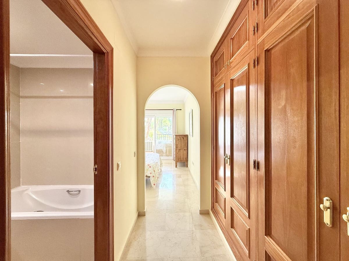 2 bedroom Apartment for sale in La Cala Hills with pool garage - € 359,000 (Ref: 9436363)