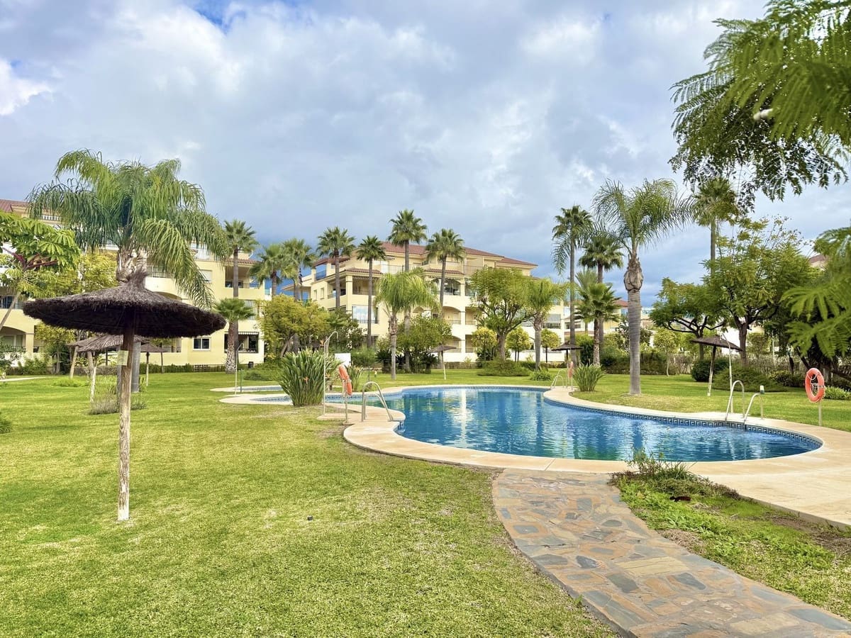 2 bedroom Apartment for sale in La Cala Hills with pool garage - € 359,000 (Ref: 9436363)