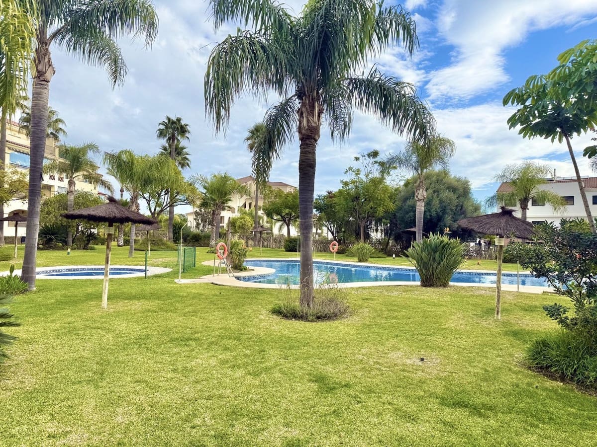 2 bedroom Apartment for sale in La Cala Hills with pool garage - € 359,000 (Ref: 9436363)