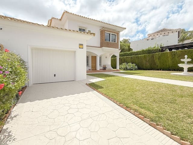 3 sypialnia Willa na sprzedaż w La Cala Golf, Mijas z basenem garażem - 1 095 000 € (Ref: 9444593)