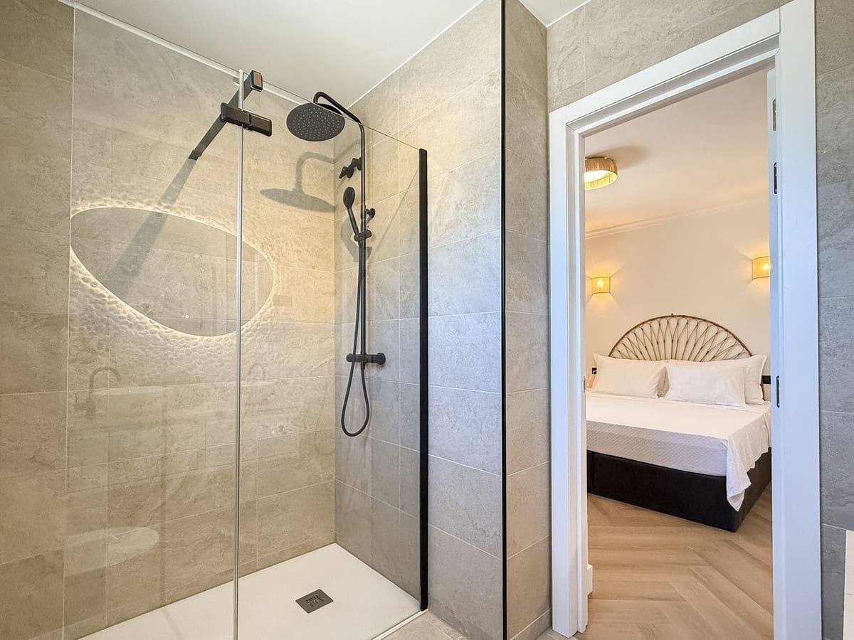 3 bedroom Villa for sale in La Cala Golf with pool garage - € 1,095,000 (Ref: 9444593)