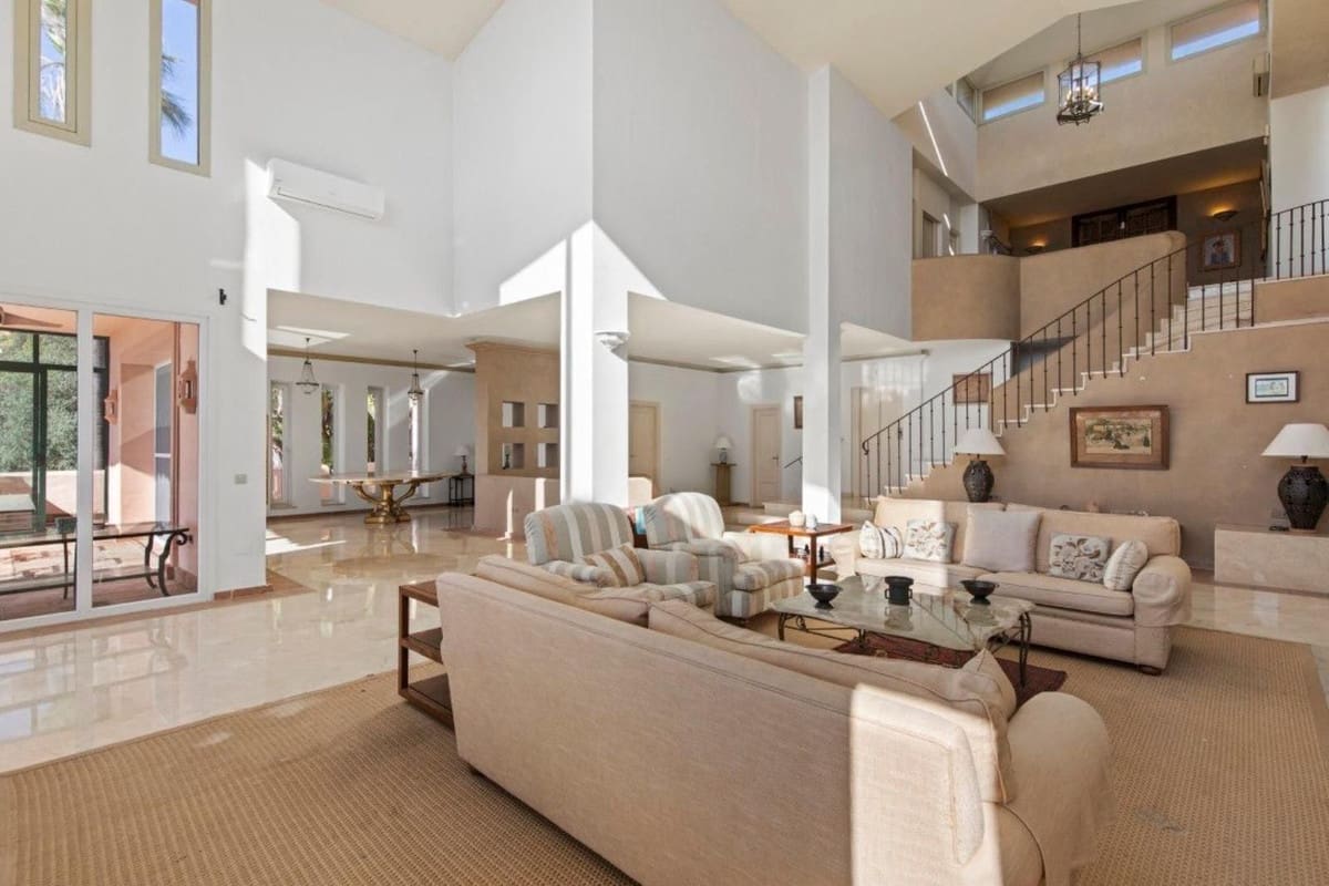 5 slaapkamer Villa te koop in La Mairena met zwembad garage - € 1.450.000 (Ref: 9444594)