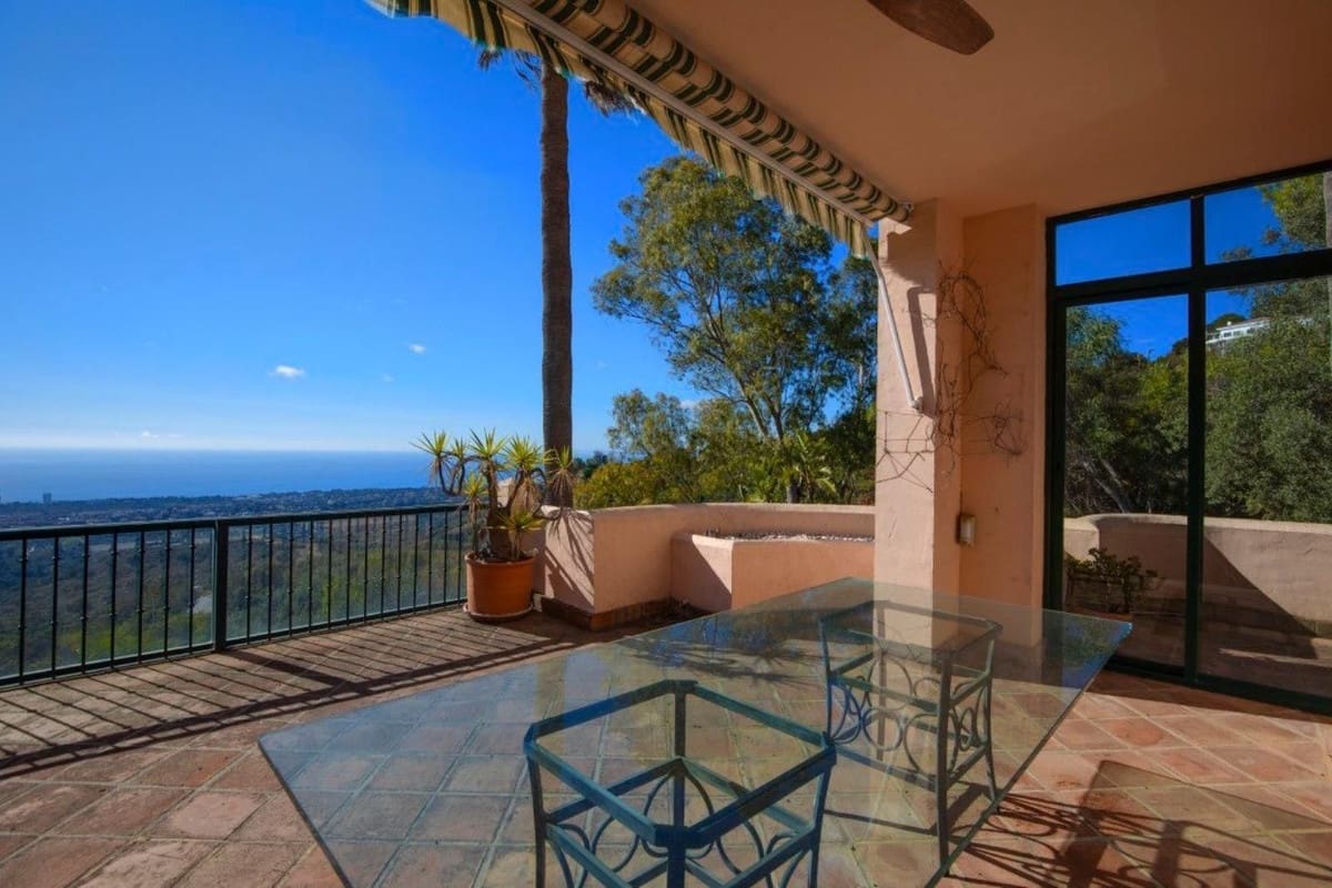 5 slaapkamer Villa te koop in La Mairena met zwembad garage - € 1.450.000 (Ref: 9444594)