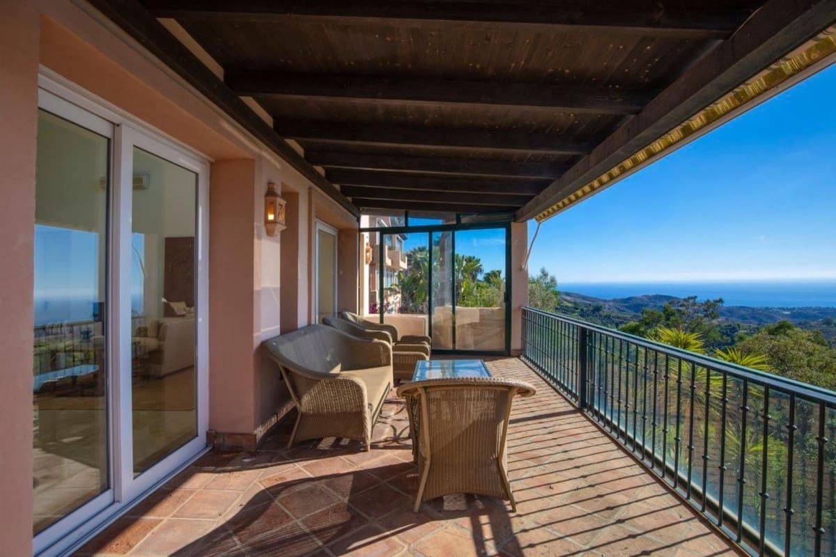 5 slaapkamer Villa te koop in La Mairena met zwembad garage - € 1.450.000 (Ref: 9444594)