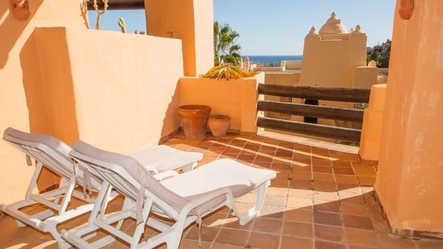 3 sypialnia Apartament na sprzedaż w La Duquesa / Puerto de la Duquesa, Manilva z basenem garażem - 320 000 € (Ref: 9447077)