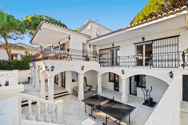 6 sypialnia Willa na sprzedaż w Calahonda, Mijas z basenem garażem - 1 200 000 € (Ref: 9449470)