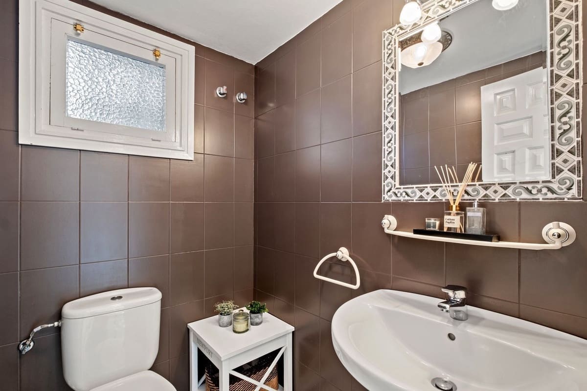 6 camera da letto Villa in vendita in Calahonda con piscina garage - 1.200.000 € (Rif: 9449470)