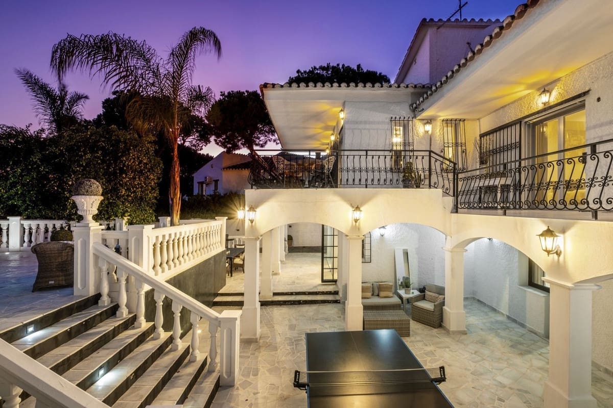 6 camera da letto Villa in vendita in Calahonda con piscina garage - 1.200.000 € (Rif: 9449470)