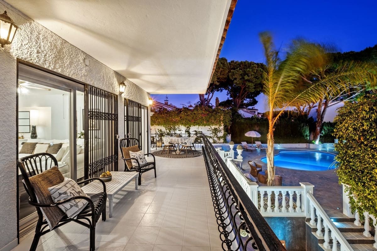 6 camera da letto Villa in vendita in Calahonda con piscina garage - 1.200.000 € (Rif: 9449470)