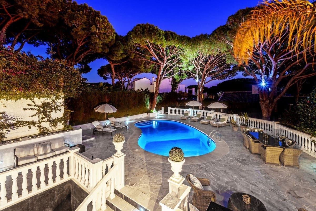 6 camera da letto Villa in vendita in Calahonda con piscina garage - 1.200.000 € (Rif: 9449470)