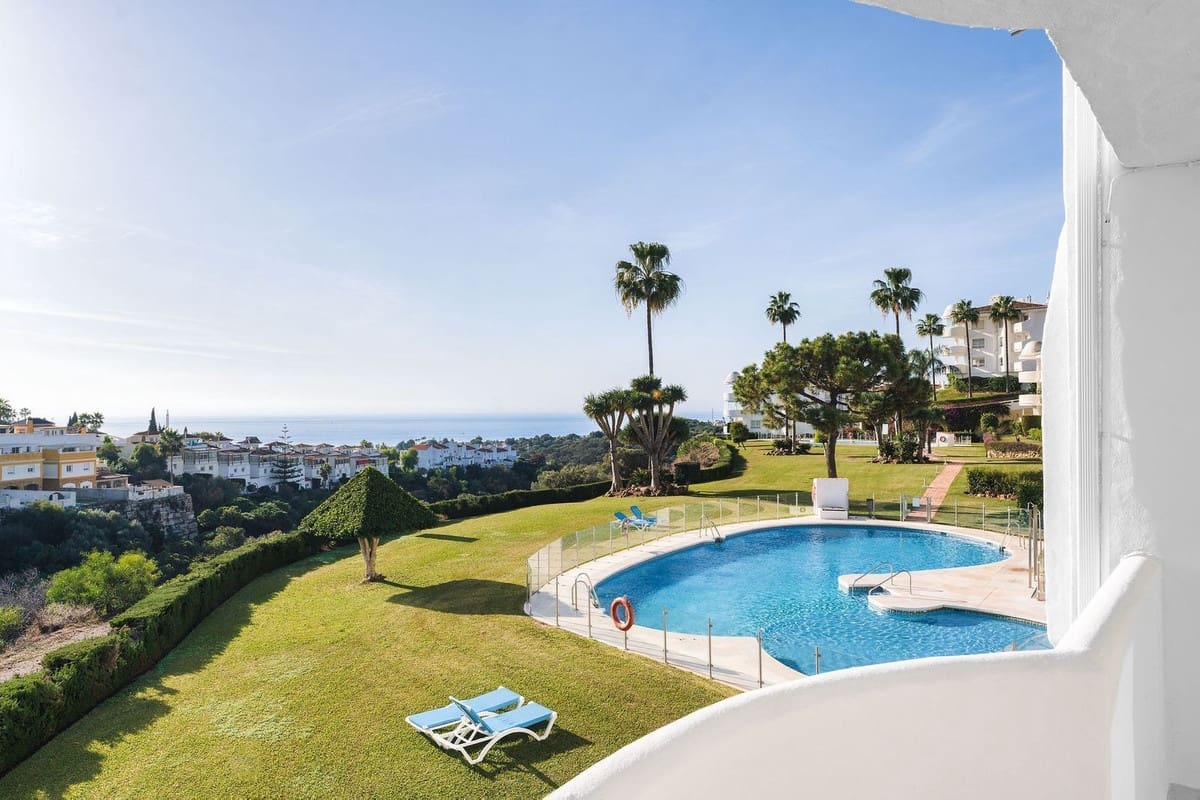 3 sovrum Lägenhet till salu i Calahonda med pool garage - 429 000 € (Ref: 9458417)