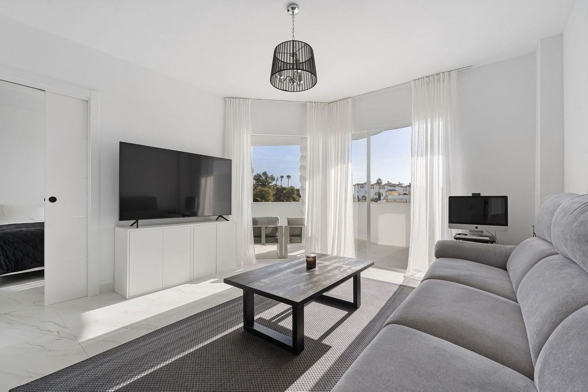3 sovrum Lägenhet till salu i Calahonda med pool garage - 429 000 € (Ref: 9458417)