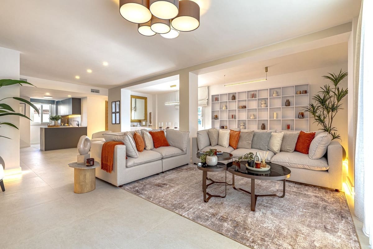 3 bedroom Villa for sale in Riviera del Sol with pool garage - € 1,450,000 (Ref: 9468568)