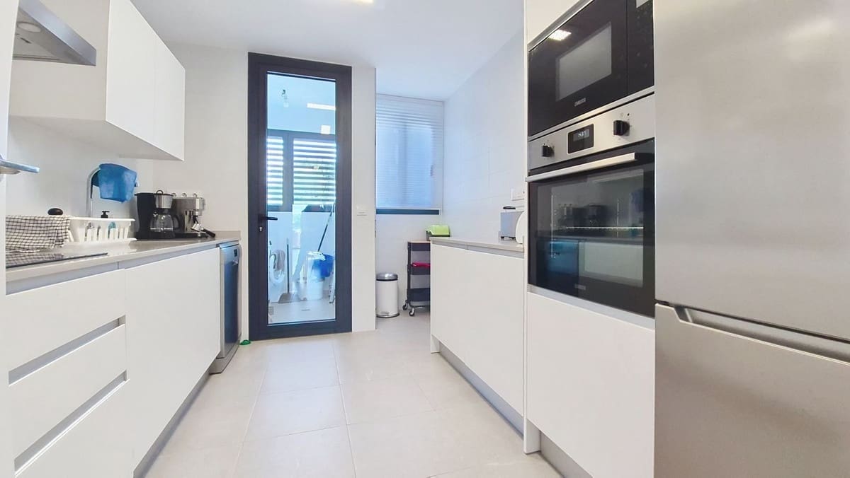 3 sovrum Lägenhet till salu i Bahia de Casares med pool garage - 549 000 € (Ref: 9471530)