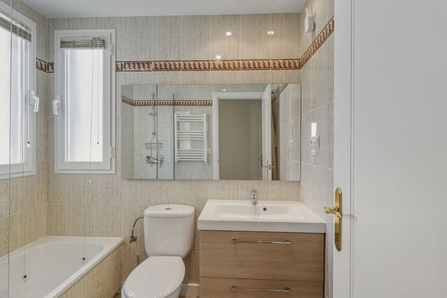 3 camera da letto Appartamento in vendita in Los Arqueros, Benahavís con piscina garage - 450.000 € (Rif: 9471784)