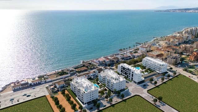 2 makuuhuone Huoneisto myytävänä paikassa Torre del Mar, Vélez-Málaga mukana uima-altaan 
autotalli - 269 000 € (Ref: 9473234)