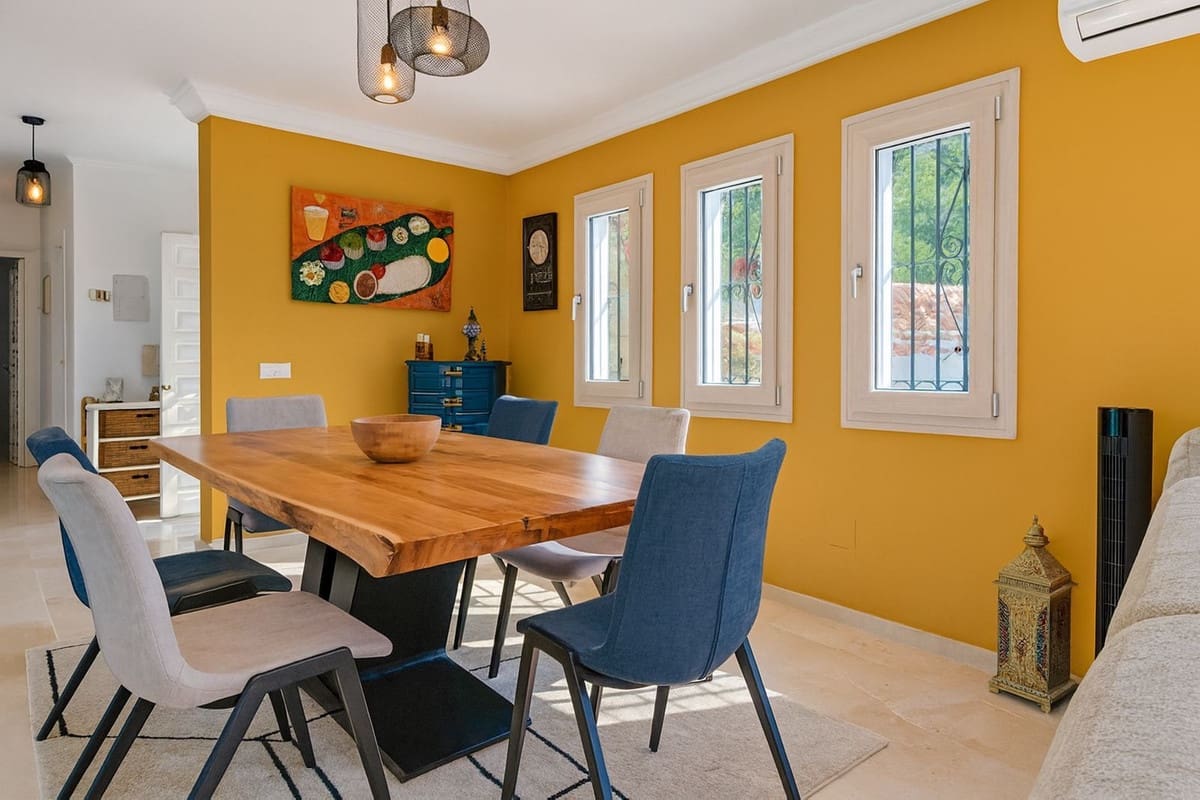 4 sypialnia Willa na sprzedaż w Mijas z basenem garażem - 869 000 € (Ref: 9475675)