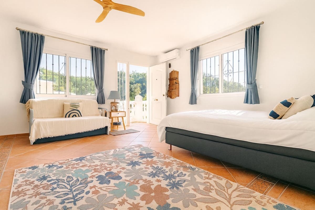 4 sypialnia Willa na sprzedaż w Mijas z basenem garażem - 869 000 € (Ref: 9475675)